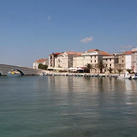 Doder Apartment Pag Town